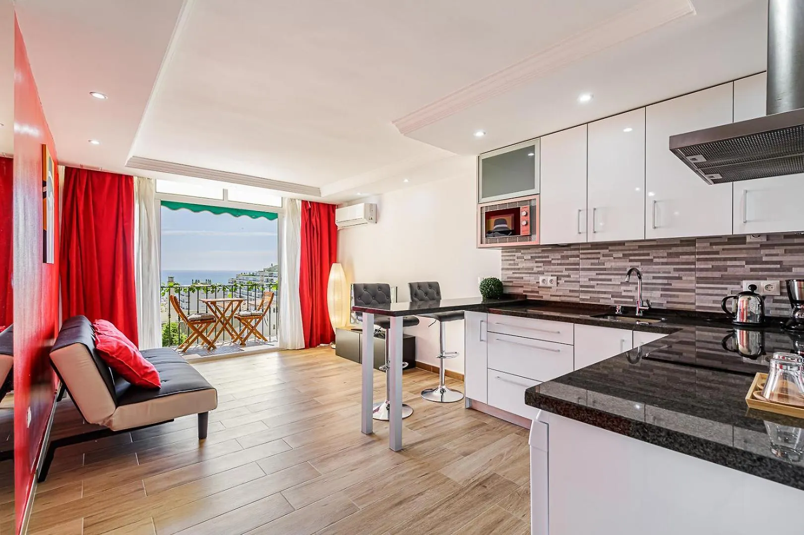Frida'S Home-Sea View Terrace Торремолинос 0*,  Испания